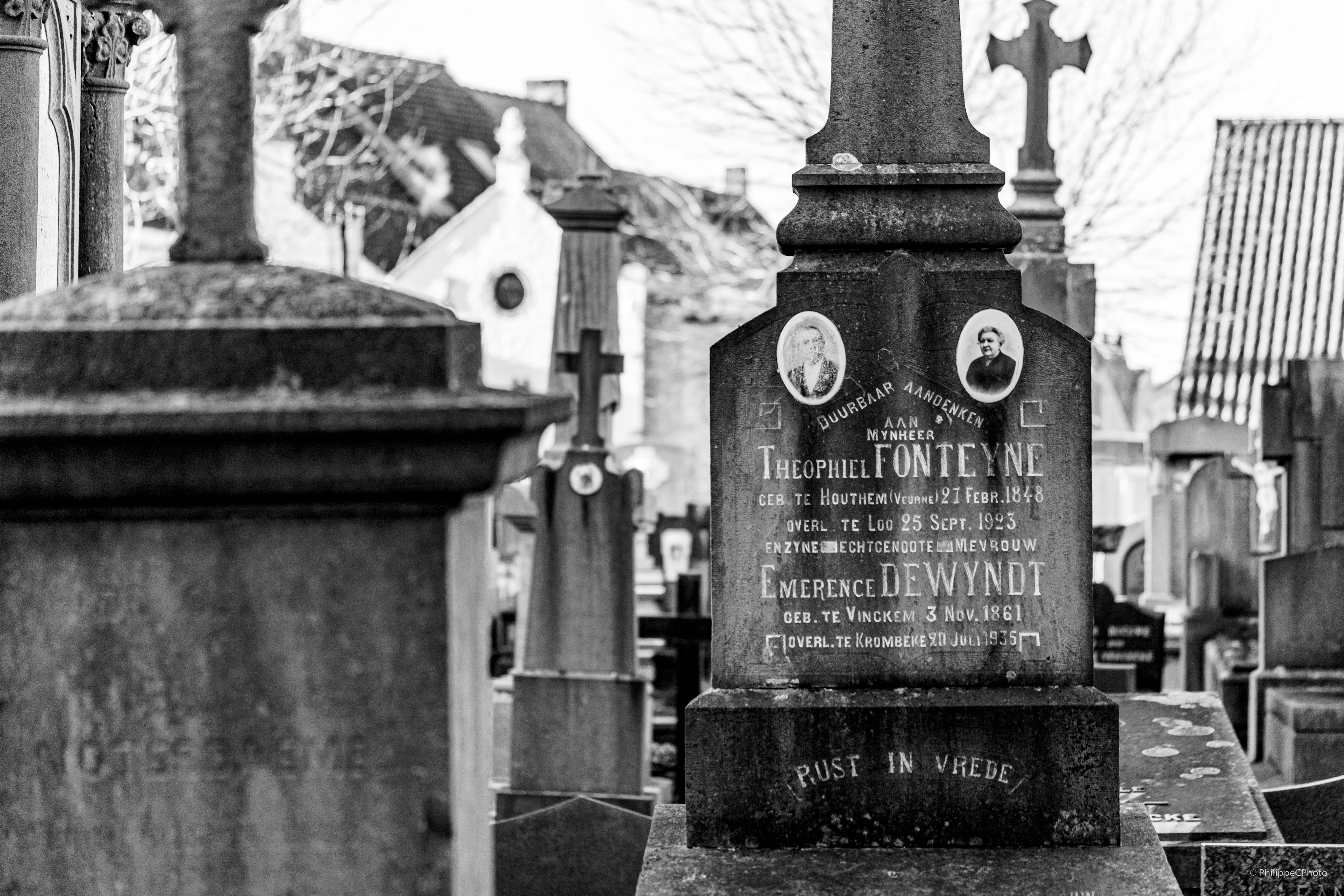 Les champs des Flandres – Cimetière de Lo